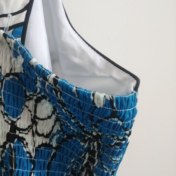 Karin Stevens 97% cotton white sundress with blue and black floral 14 - Picture 6 of 15